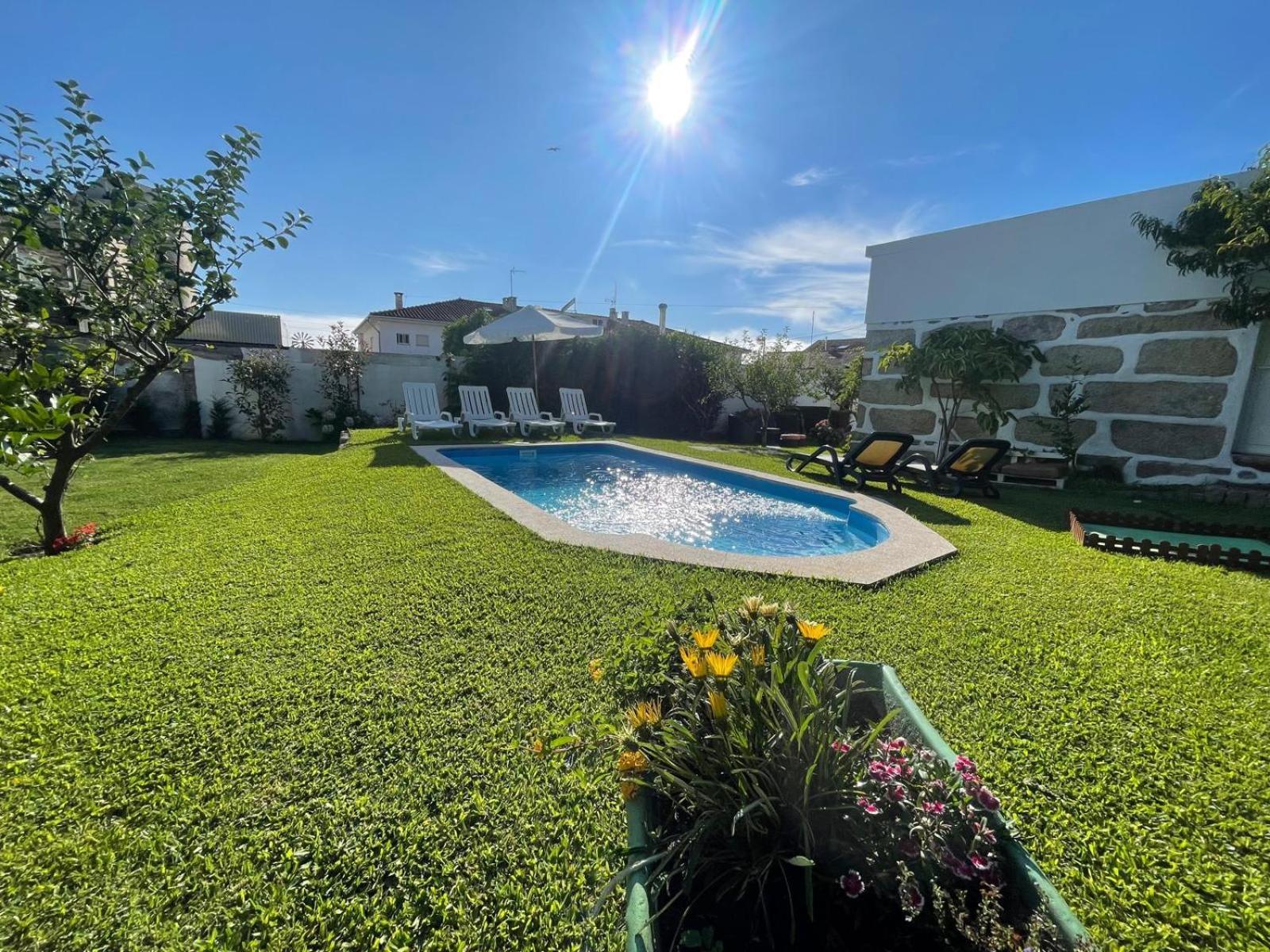 ビアナドカステロ Casa Do Albanoヴィラ エクステリア 写真