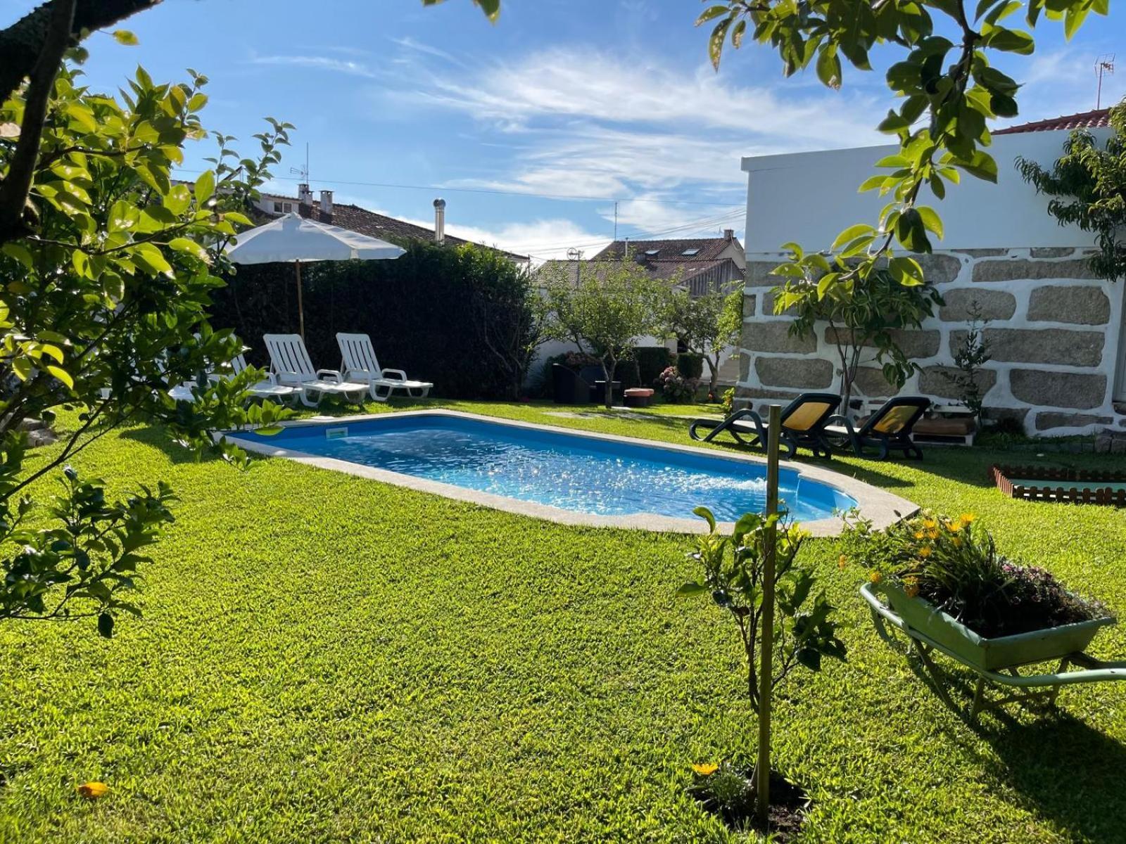 ビアナドカステロ Casa Do Albanoヴィラ エクステリア 写真
